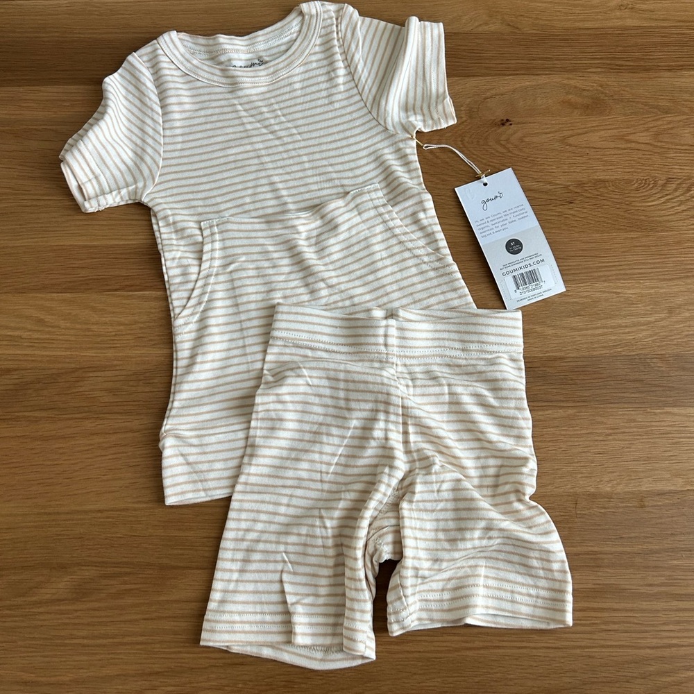 Goumi Kids short pajama set